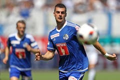 Luzerns Tomi Juric sprintet einem Ball nach. (Bild: Philipp Schmidli)