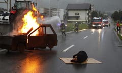 Gemeinsame Rettungsübung der Schwyzer Einsatzkräfte in Ibach. (Bild: Geri Holdener, Bote der Urschweiz)
