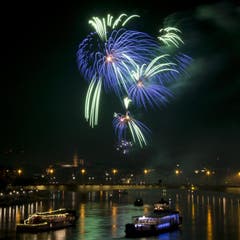 In Basel gab es ein fulminantes Feuerwerk zu bestaunen. (Bild: Keystone)