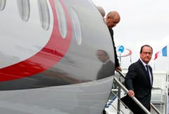 Frankreichs Präsident Francois Hollande während der 51. International Paris Air Show am Flugplatz Le Bourget. (Bild: REMY DE LA MAUVINIERE / POOL)