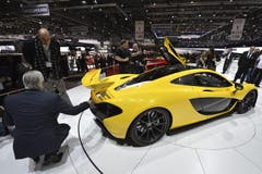 Schweiz-Premiere: Der neue McLaren P1 für 1,18 Millionen Euro. (Bild: Keystone)
