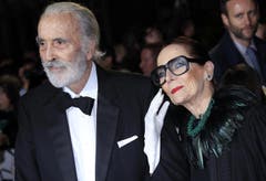 Schauspieler Christopher Lee kam mit dem dänischen Ex-Model Birgit Kroencke. (Bild: Keystone)