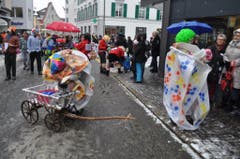 Am SchmuDo gehören die Einsiedler Strassen den Fasnächtlern. (Bild: René Hensler, maeuderball.ch)