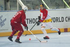 Der Portugiese Chris Cerqueira (links) im Duell gegen den Schweizer Lars Henzi. (Bild: Maria Schmid (Neue ZZ))