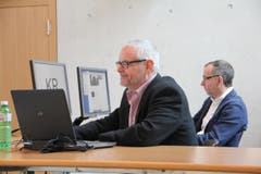 Hier treffen die Wahlresultate aus den Gemeinden ein.