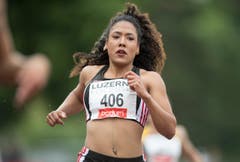 Muswama Kambundji läuft im B-Final über 100 Meter in 12.07 auf Rang 3. (Bild: Keystone / Urs Flüeler)