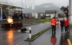 Gemeinsame Rettungsübung der Schwyzer Einsatzkräfte in Ibach. (Bild: Geri Holdener, Bote der Urschweiz)