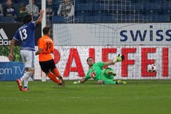 Lausanne Sports Francesco Margiotta (M) erzielt das 3:1. (Bild: Philipp Schmidli / Luzerner Zeitung)