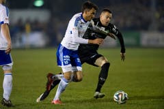 Der Buochser Augustin Tanushaj (links) im Laufduell mit dem St. Galler Daniel Sikorski. (Bild: Keystone)