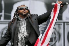 Benji Webbe, Sänger von Skindred. (Bild: Keystone / Peter Klaunzer)
