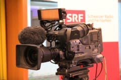 Das Schweizer Fernsehen wird mit einer Live-Schaltung über den Wahlausgang berichten. (Bild: Geri Holdener)
