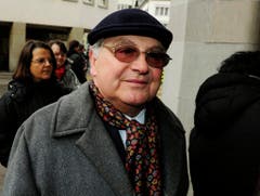 Jörg Schneider im Jahr 2011 bei der Trauerfeier für Schauspielerkollegin Stephanie Glaser. (Bild: Keystone)