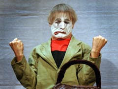 Dimitri, 2003 mit seinem Stück «Ritratto». (Bild: Keystone / Eddy Risch)