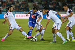 Luzerns Jahmir Hyka gegen Basels Shkelzen Gashi, Zdravko Kuzmanovic, Behrang Safari und Marek Suchy (von links). (Bild: Philipp Schmidli)