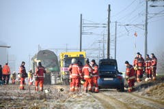 Der Verkehr wurde grossräumig umgeleitet. (Bild: Keystone / Ennio Leanza)