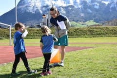 Osterhasen OL auf der Schul- und Sportanlage Eichli in Stans. (Bild: Käthi Burkart)