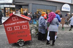 Am SchmuDo gehören die Einsiedler Strassen den Fasnächtlern. (Bild: René Hensler, maeuderball.ch)