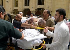 Eight killed in explosion at Shiite mosque in Kuwait City (Bild: EPA)