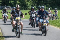 Knatternde Motoren. (Bild: Boris Bürgisser (LZ))