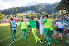 Krienser Jubel beim Abpfiff der Partie. (Bild: Roger Gruetter / Neue LZ)