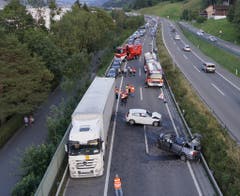 Es kam zu einem langen Rückstau. (Bild: helinews.ch)