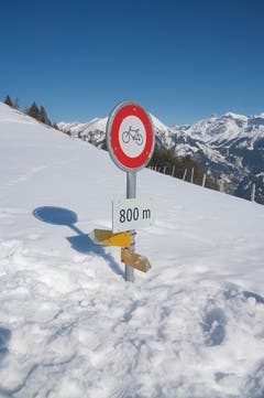 Es dauert wohl noch eine Zeit, bis das Velofahren hier zur Versuchung wird. (Bild: Regula Aeppli)