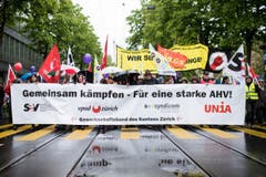 Der Tag der Arbeit steht dieses Jahr im Zeichen der AHV. (Bild: KEYSTONE/Ennio Leanza)