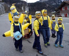 Überaus beliebt auch bei Lungerer Kids: Di Minions. (Bild: Romano Cuonz (Neue NZ))