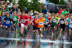Hellebardenlauf Sempach Start der Jugend U6 und U8. (Bild: Beat Blättler)