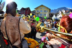 Kinderfasnacht mit Umzug am Güdismäntig in Alpnach. Im Bild die Städerschränzer (Bild: Markus von Rotz / NZ (27. 02. 2017))