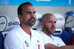 Luzerns Trainer Markus Babbel (L) und Assistenztrainer Roland Vrabec beim Super League Spiel zwischen dem FC Luzern und dem FC Sion. (Bild: Philipp Schmidli)
