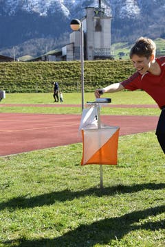Osterhasen OL auf der Schul- und Sportanlage Eichli in Stans. (Bild: Käthi Burkart)