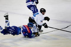Zuger Marc Tedesco (links) im Laufduell mit dem Luzerner Thomas Bracher. (Bild: Stefan Kaiser)