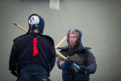 Kendo ist eine traditionelle japanische Schwertkampfkunst. (Bild: Roger Grütter/Neue LZ)