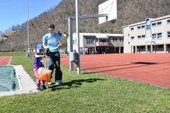 Osterhasen OL auf der Schul- und Sportanlage Eichli in Stans. (Bild: Käthi Burkart)