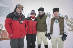 Mitglieder der Hornschlittler aus der Slowakei vor dem Start. (Bild: André A. Niederberger / Neue NZ)