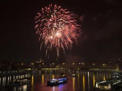 Feuerwerk in Basel (Bild: Keystone)