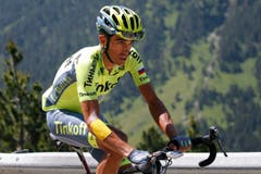 ... und der zweimalige Tour-de-France-Sieger Alberto Contador aus Spanien die Spiele verletzungsbedingt. (Bild: AP / Christophe Ena)