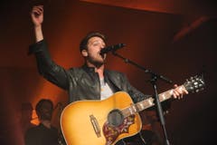 Musikfestival AndermattLive. Bastian Baker bei seinem Auftritt. (Bild: Urs Hanhart (Neue UZ))