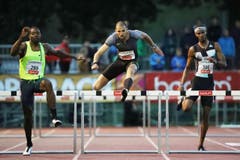 Karim Hussein gewinnt über 400 Meter Hürden in 49,47. (Bild: Philipp Schmidli)