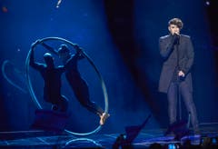 Der Israeli Hovi Star trat beim zweiten Halbfinale mit dem Song «Made of Stars» auf. (Bild: EPA/MAJA SUSLIN)