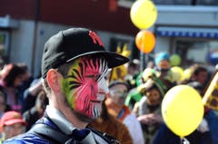 Kinderfasnacht mit Umzug am Güdismäntig in Alpnach. Im Bild die Seegusler. (Bild: Markus von Rotz / NZ (27. 02. 2017))