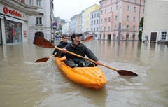 Im bayerischen Passau steigen die Fluten so hoch wie seit 60 Jahren nicht mehr. (Bild: Keystone)