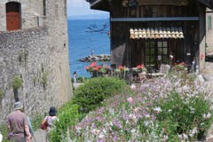 Blumiges Yvoire (Bild: Edi Ulmi)