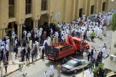Eight killed in explosion at Shiite mosque in Kuwait City (Bild: EPA)