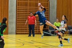 Laura Masset beim Torschuss. (Bild: Christian H.Hildebrand / ZZ)