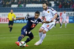 Luzerns Dario Lezcano (links) gegen Basels Shkelzen Gashi (Bild: Philipp Schmidli)