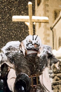 Tschaeggaettae carnival in Switzerland (Bild: Keystone / Dominic Steinmann)