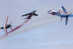 Die Alphajets der Patrouille de France. (Bild: Keystone)