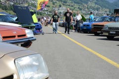 Manta-Treffen in Ennetbürgen am 8. August 2015. (Bild: Martin Uebelhart / Neue NZ)